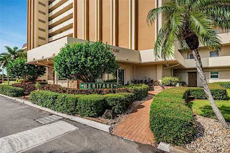 4575 Cove CIRCLE #307 St. Petersburg, FL 33708