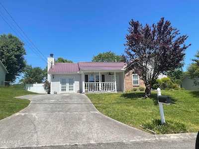 2500 Bainbridge Way Way Powell, TN 37849