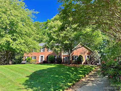 1220 Lamppost Ct Gastonia, NC 28056