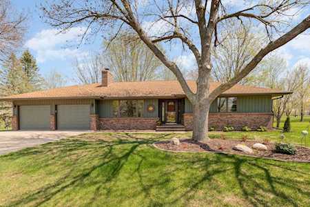 907 Windcrest Circle SE New Prague, MN 56071