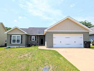 108 Gracebrook Court Headland, AL 36345