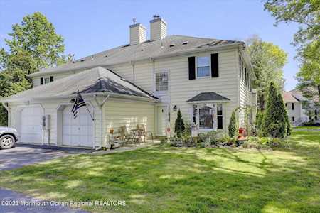 1804 Buckingham Circle Middletown, NJ 07748