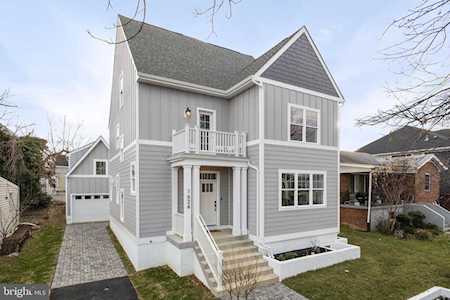 1624 12th St S Arlington, VA 22204