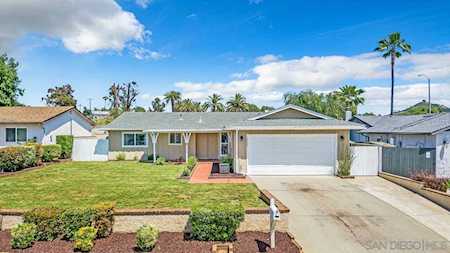 2133 Manchester Ave Escondido, CA 92027
