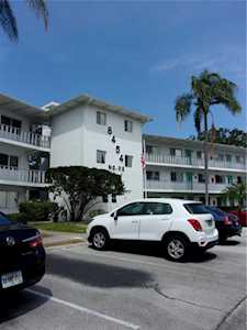 8454 111th St #104 Seminole, FL 33772