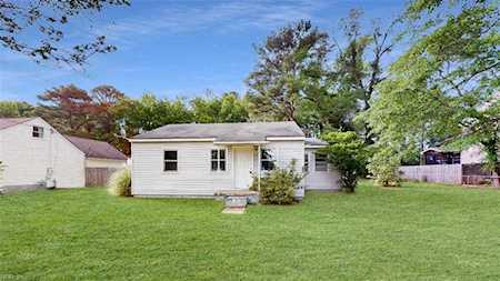 2064 Cedar Rd Chesapeake, VA 23323