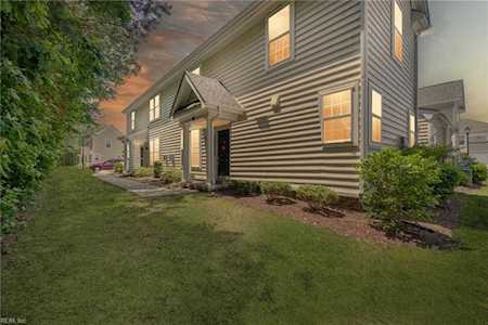 2226 Humphreys Dr #306 Suffolk, VA 23435