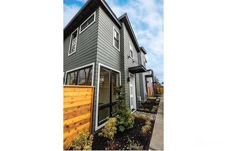 7637 46th Ave S #B Seattle, WA 98118
