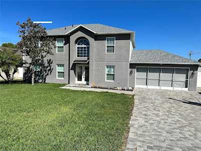 14137 Spring Hill Dr Spring Hill, FL 34609