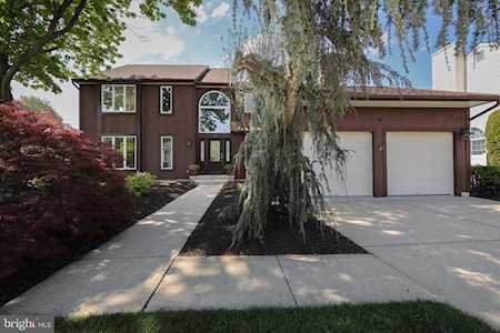22 Lexington Circle Marlton, NJ 08053