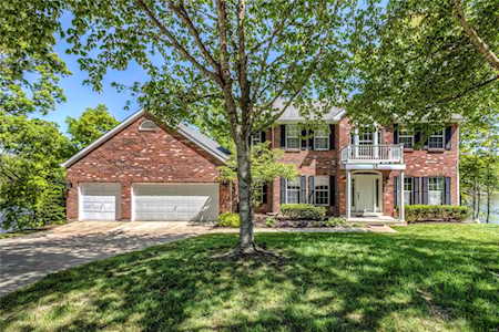 15 Regatta Bay Ct Lake St Louis, MO 63367