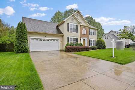 1005 Autumn Gold Dr Gambrills, MD 21054