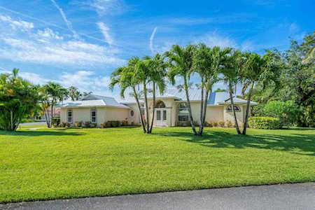 5663 SE Pot O Gold Place Stuart, FL 34997