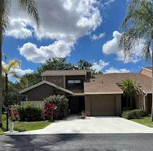 22299 Woodspring Drive Boca Raton, FL 33428