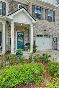 2524 Newsome Mill Ln Nashville, TN 37221