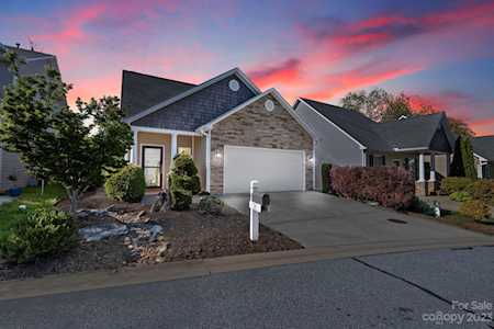 35 Daphne Dr Arden, NC 28704