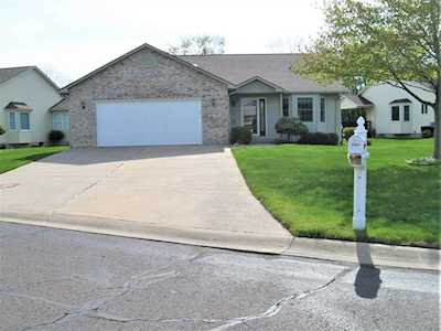 5901 Cross Creek Drive Swartz Creek, MI 48473