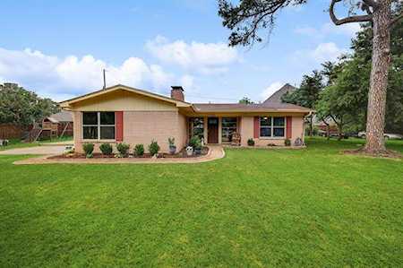 4016 Oakdale Lane Flower Mound, TX 75022