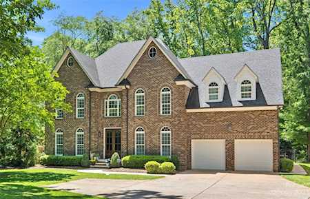 3118 Sharon View Rd Charlotte, NC 28210