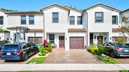 184 SW 185th Way #184 Pembroke Pines, FL 33029