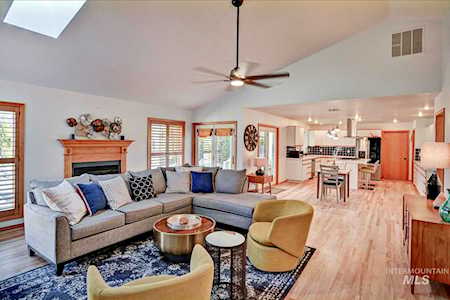 5760 W Plantation Lane Boise, ID 83703