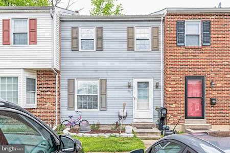 61 Forest Creek Dr Dover, DE 19904