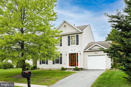 419 S Barrington Ct Newark, DE 19702