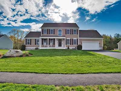 102 Sonnys Way Dighton, MA 02715
