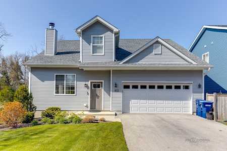 228 Juneway Terrace Lake Bluff, IL 60044