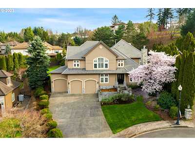 4936 NW Sierra CT Camas, WA 98607