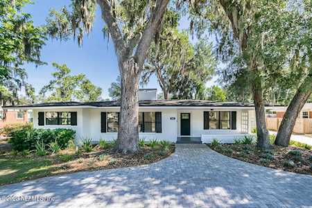 905 Waterman RD S Jacksonville, FL 32207