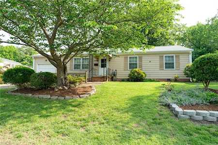 359 Paulette Dr Newport News, VA 23608