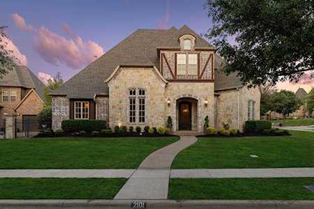 2101 Vail Road Southlake, TX 76092