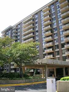 1808 Old Meadow Rd #602 Mclean, VA 22102