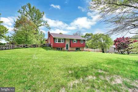 923 Buck Rd Quarryville, PA 17566