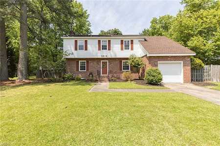 2916 Sir Walter Cres Chesapeake, VA 23321