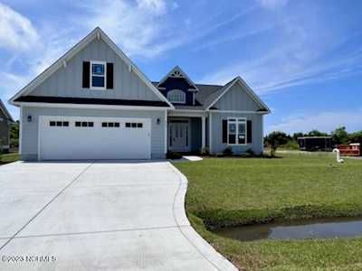413 Taylorwood Drive Beaufort, NC 28516