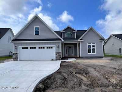 407 Taylorwood Drive Beaufort, NC 28516