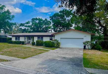 325 S Glen Arven Ave Temple Terrace, FL 33617