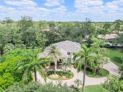 5801 NW 83rd Ter Parkland, FL 33067