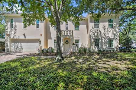 2900 W Estrella St Tampa, FL 33629