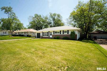 5530 N Renwood Ave Peoria, IL 61614