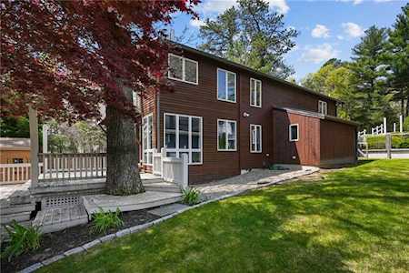 26 Pine Tree Rd Coventry, RI 02816
