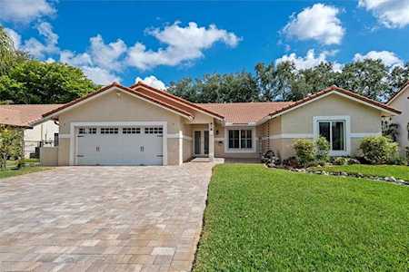8533 NW 47th Dr Coral Springs, FL 33067