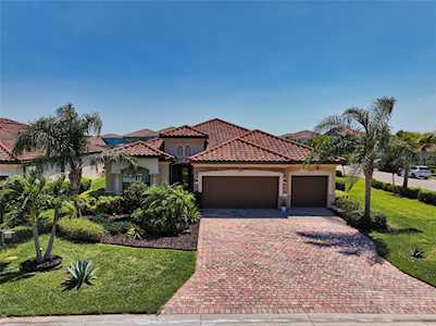 13604 Saw Palm Creek Trl Bradenton, FL 34211