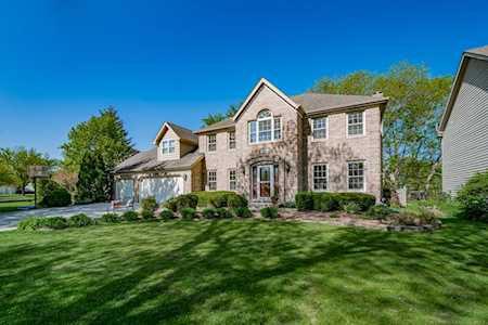 2607 Newport Dr Naperville, IL 60565