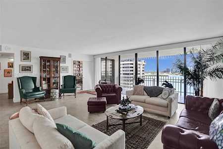 2 Grove Isle Dr #B1608 Miami, FL 33133