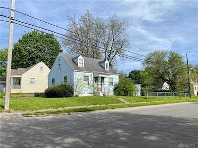 2072 England Avenue Dayton, OH 45406