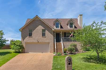 1019 Willow Creek Dr Goodlettsville, TN 37072