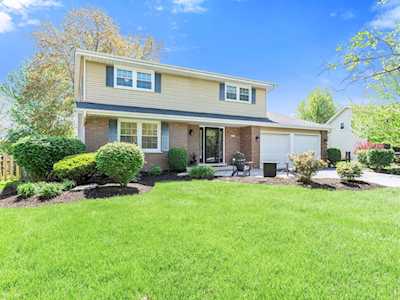 210 Devon Ln Naperville, IL 60540
